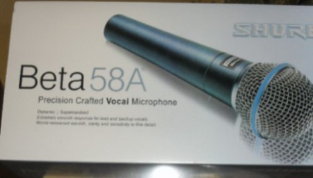 MICROFONE SHURE BETA-58A R$ 480,00   ou 3x no cartao R$ 179,20